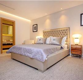 Spectacular 4 Bedroom Luxury Villa with Infinity Pool on Brac Island, sleeps 8